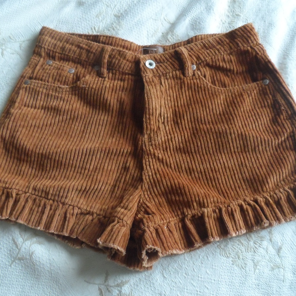 Corduroy shorts